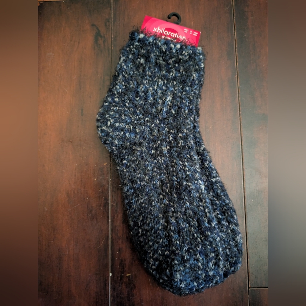 NEW Xhilaration Slipper SOCKS Blue Gray Shoe Size 9-11 Women’s